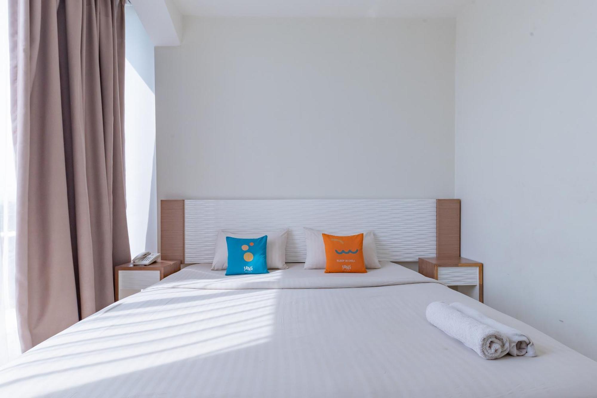 Sans Hotel Diemdi Kiaracondoong バンドゥン エクステリア 写真