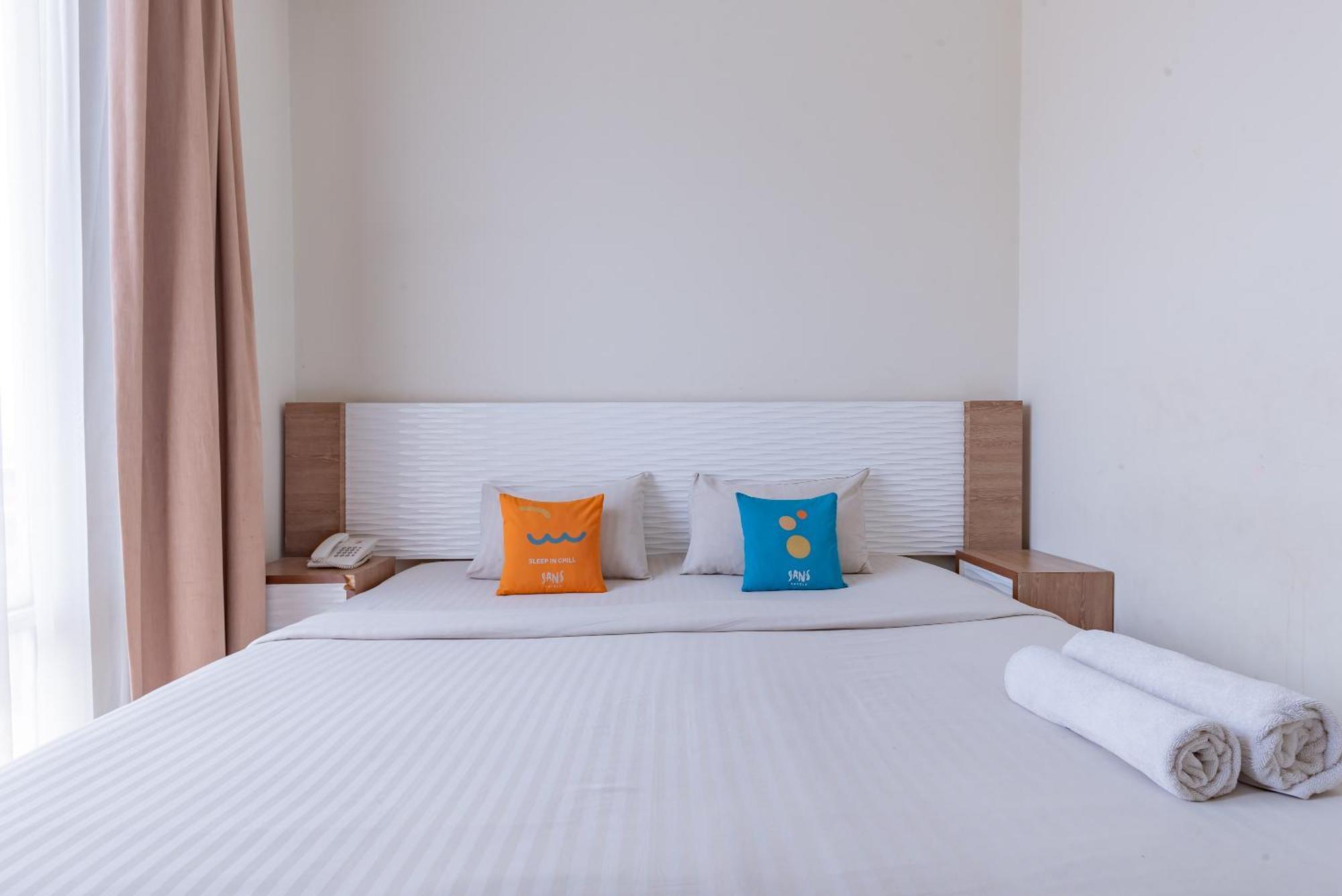 Sans Hotel Diemdi Kiaracondoong バンドゥン エクステリア 写真